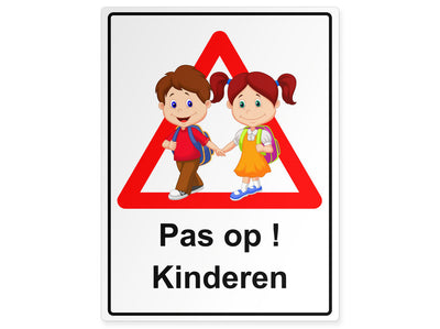 kinderschild-hoch-achtung-kinder-paar